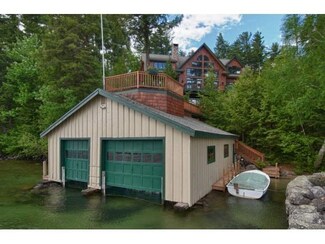258 Damon Dr, Alton, NH 03809