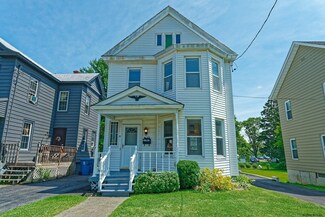 10 Pulver Ave, Ravena, NY 12143