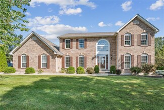 341 Round Tower Dr E, Saint Charles, MO 63304