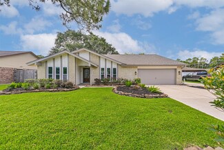 406 Westwood Dr, Friendswood, TX 77546