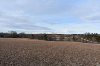 0000 SW Docking Rd, Topeka, KS 66610