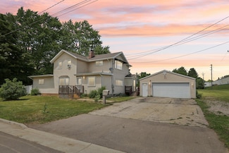 308 E Centralia St, Elkhorn, WI 53121