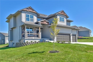 6122 Lewis Dr, Shawnee, KS 66226