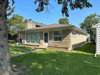 1022 W Abbott St, Muncie, IN 47303