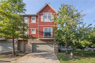 2852 W Hillshire Dr, Fayetteville, AR 72704