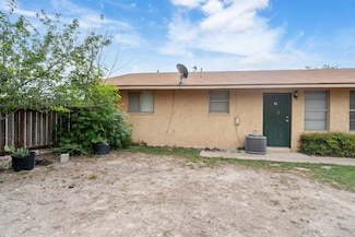 710 W Cantu Rd, Del Rio, TX 78840