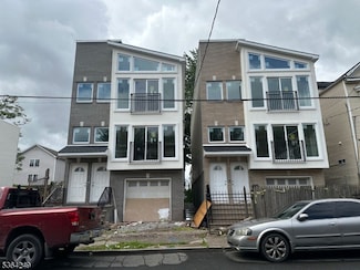 282 W Runyon St, Newark, NJ 07108