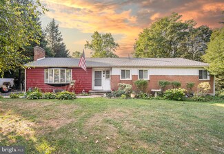 170 Schoolhouse Ln, York, PA 17406