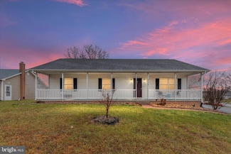 213 Tanager Dr, Stephens City, VA 22655