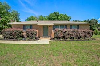 5519 Royal St, Crestview, FL 32539