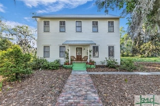 502 Franklin St, Darien, GA 31305