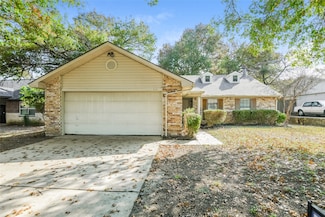 628 Nora Ln, Desoto, TX 75115