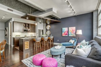 2600 W 7th St Unit 1409, Fort Worth, TX 76107