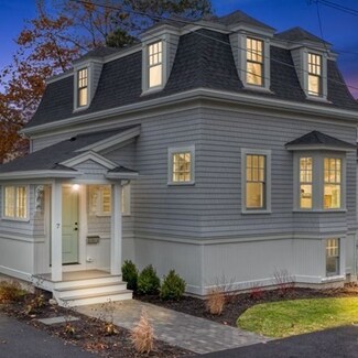 7 Ocean St, Nahant, MA 01908