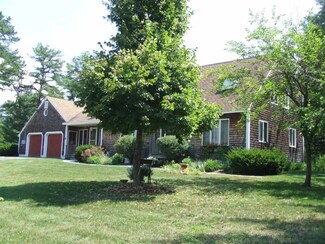 95 Kingswood Cir, Silver Lake, NH 03875