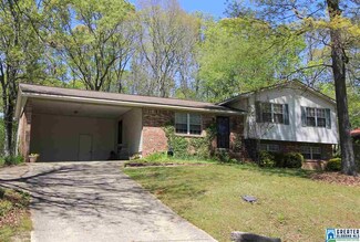 51 Ridgewood Dr, Eastaboga, AL 36260