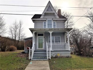 1472 14th St, Taylor Township, PA 16160