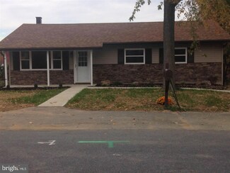5336 Ridgeview Dr, Harrisburg, PA 17112
