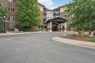 3251 Louisiana Ave S Unit 201, Saint Louis Park, MN 55426