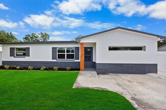 820 77th Ave N, Saint Petersburg, FL 33702