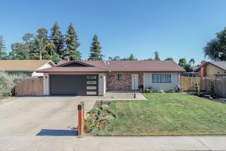 1007 W Harter Ave, Visalia, CA 93277