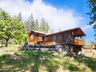 32 Kifer Spur Rd, Kettle Falls, WA 99141
