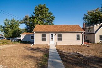 106 W Julian St, Le Grand, IA 50142