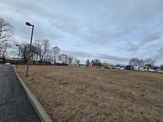 102 S Robinson Ave, Newburgh, NY 12550