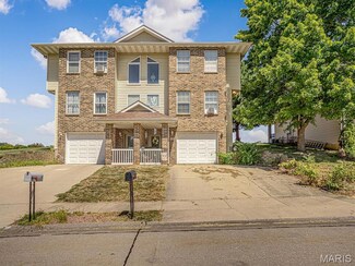 204 Empson Dr, Valmeyer, IL 62295