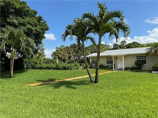 2015 15th Ln, Vero Beach, FL 32960