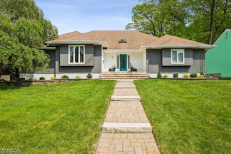 2 Reid St, West Orange, NJ 07052