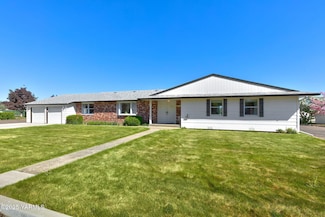 14221 Rutherford Rd, Yakima, WA 98903