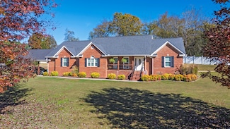 201 Twin Meadows Dr, Dayton, TN 37321