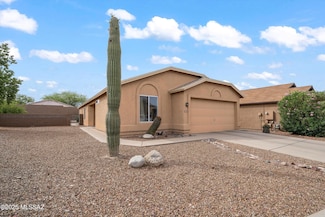7821 S Wild Primrose Ave, Tucson, AZ 85747