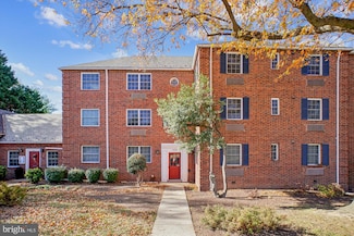 1602 W Abingdon Dr Unit 202, Alexandria, VA 22314