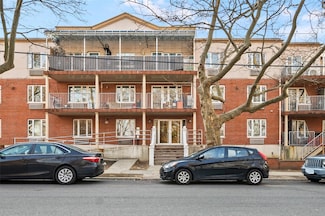 64-34 Grand Central Pkwy Unit 3D, Forest Hills, NY 11375