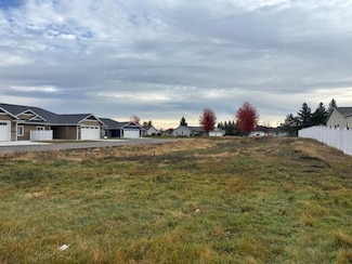 682-688 Voyager Dr, Alexandria, MN 56308