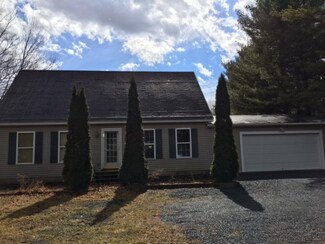 328 Old Hollow Rd, North Ferrisburgh, VT 05473