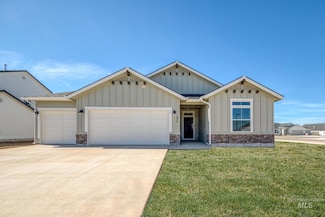 611 W Snowy Owl St, Kuna, ID 83634