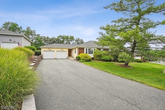 110 Brandywyne Dr Unit 1, Florham Park, NJ 07932
