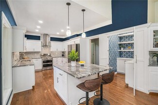 23501 W 72nd Terrace, Shawnee, KS 66227