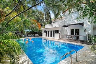 4545 Nautilus Ct, Miami Beach, FL 33140
