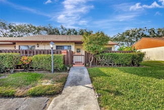 4864 Sable Pine Cir Unit A, West Palm Beach, FL 33417