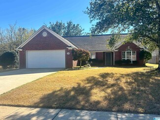 152 Pebble Dr, Alabaster, AL 35007