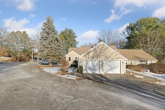 178 Winding Pond Rd, Londonderry, NH 03053