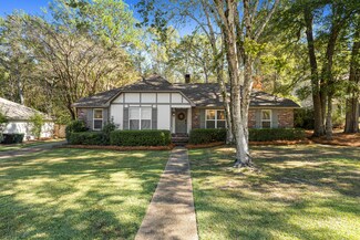 1208 Sandlewood Dr, Hattiesburg, MS 39402