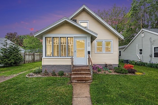 3259 Fayette Ave SW, Grandville, MI 49418
