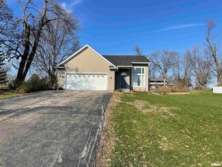 397 Mcgrew Dr, Avon, IL 61415