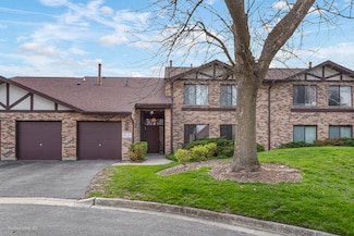 6266 Trinity Dr Unit 2B, Lisle, IL 60532