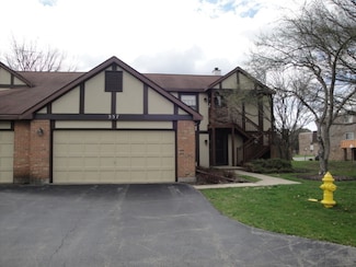 357 Bloomfield Ln Unit 3, Glen Ellyn, IL 60137